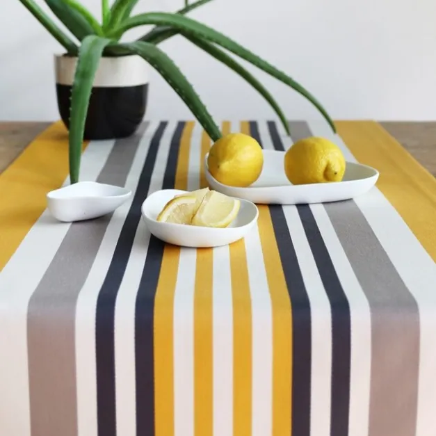 Chemin de table Jaune
