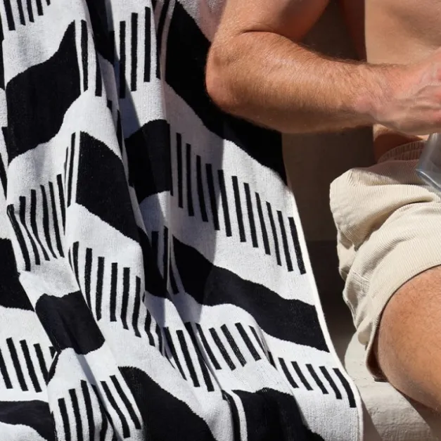 Drap de plage Noir