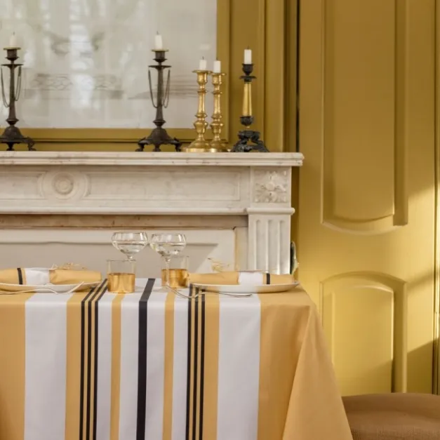 Nappe en coton jaune à rayures en chevrons