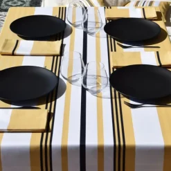 Nappe en coton jaune à rayures en chevrons