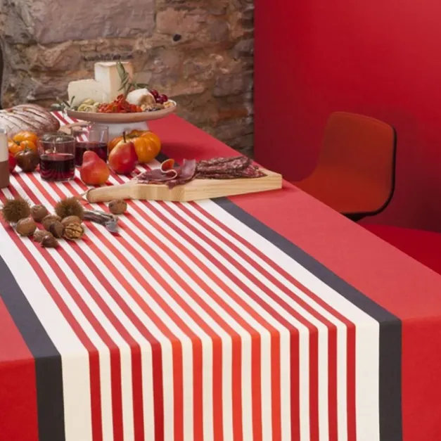 Nappe en coton rouge et noir à rayures