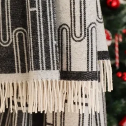 Plaid en cachemire et laine gris foncé à franges