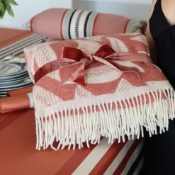 Plaid terracotta en laine et cachemire avec motifs